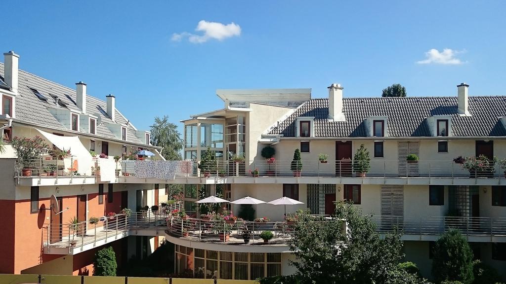Feng Shui Wellness Apartmanhaz Hévíz المظهر الخارجي الصورة